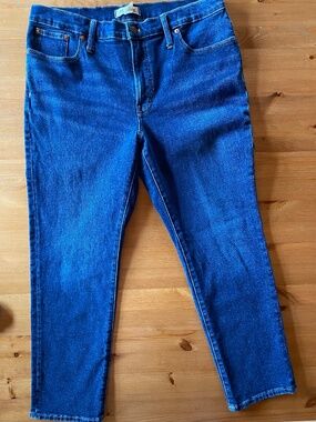 Madewell women’s jeans in a medium-dark wash